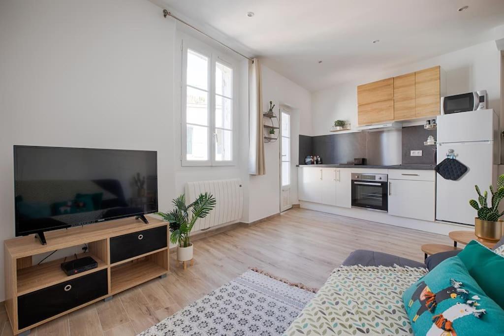 Apartamento Joli T3 Avec Balcon - Gare St-Charles A 50 M Marsella Exterior foto
